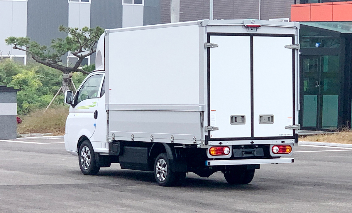 프리미엄 윙바디 사진